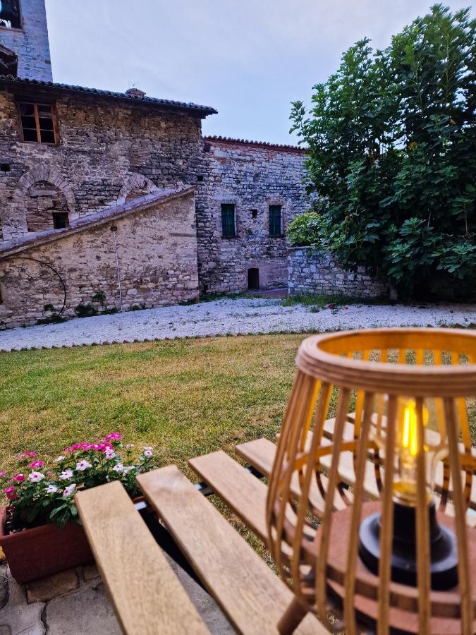 O Rosa Bella Appartamento Via Savelli Della Porta 24 Gubbio Exterior foto